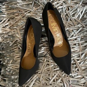 Calvin Klein Black Pumps, sexy